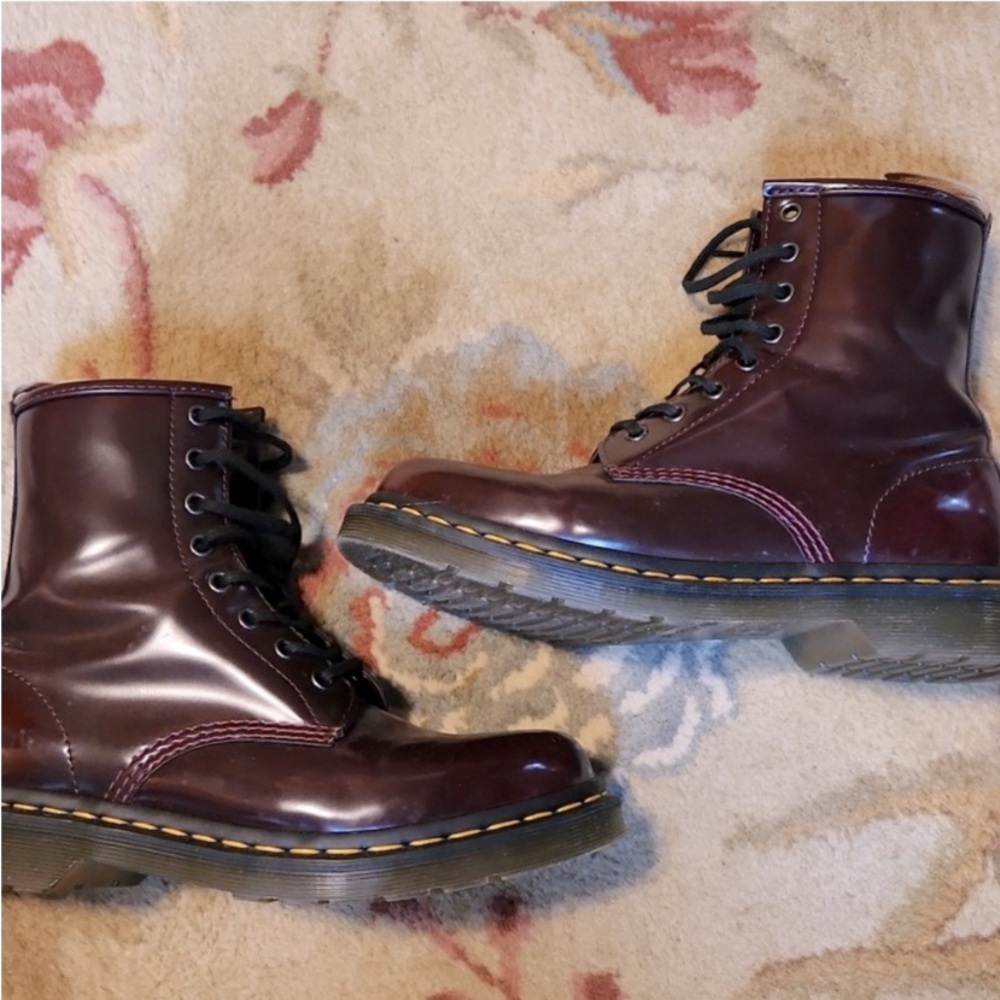 IT’S SHOE TIME! HEELS, BOOTS, FLATS & SNEAKERS! VARIOUS STYLES & SIZES! - Picture 4 of 16